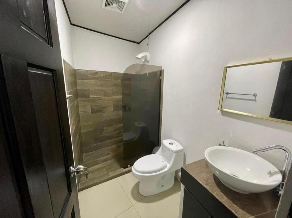 Apartamentos Cielo #1, Airport Juan Santamaria Alajuela Luaran gambar